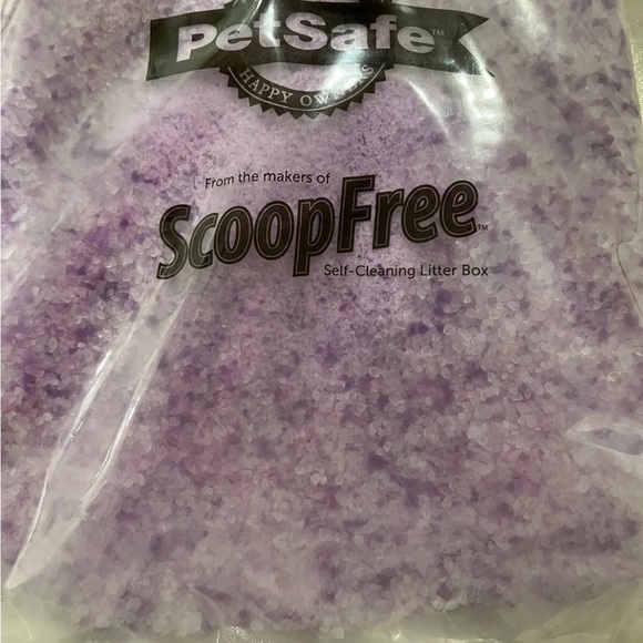 Taking offers PetSafe Premium Crystal Nonclumping Cat Litter - Picture 3 of 4